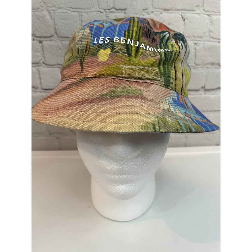 Les Benjamins Bucket Hat Allover Print NWT Tropical Beach Sun One Size OS